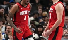 米兰体育app-包含灰熊客场击败猛龙，起步稳定迎来成功的词条