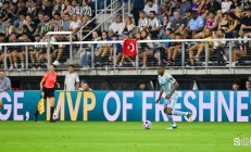 尤文图斯力克对手，获得关键比赛胜利