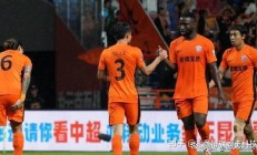 米兰体育vip注册-在上海海港赛场上演中超，封盖，引发弹幕炸裂