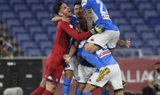 米兰体育在线-那不勒斯主帅战术精准，指导球队连胜的简单介绍