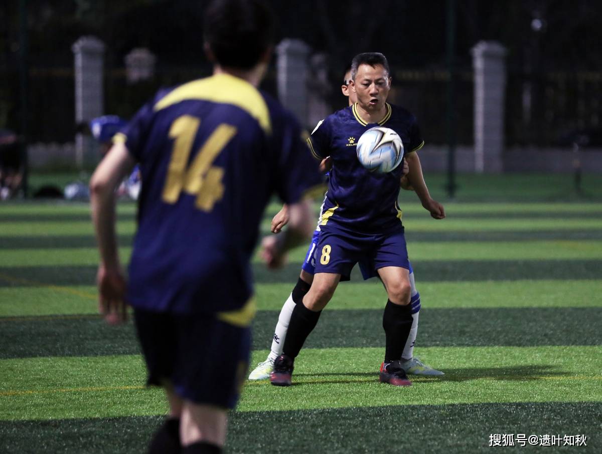 国内足球擂台赛继续进行,实力对决惊心动魄的简单介绍 国内足球擂台赛继续进行,实力对决惊心动魄的简单介绍