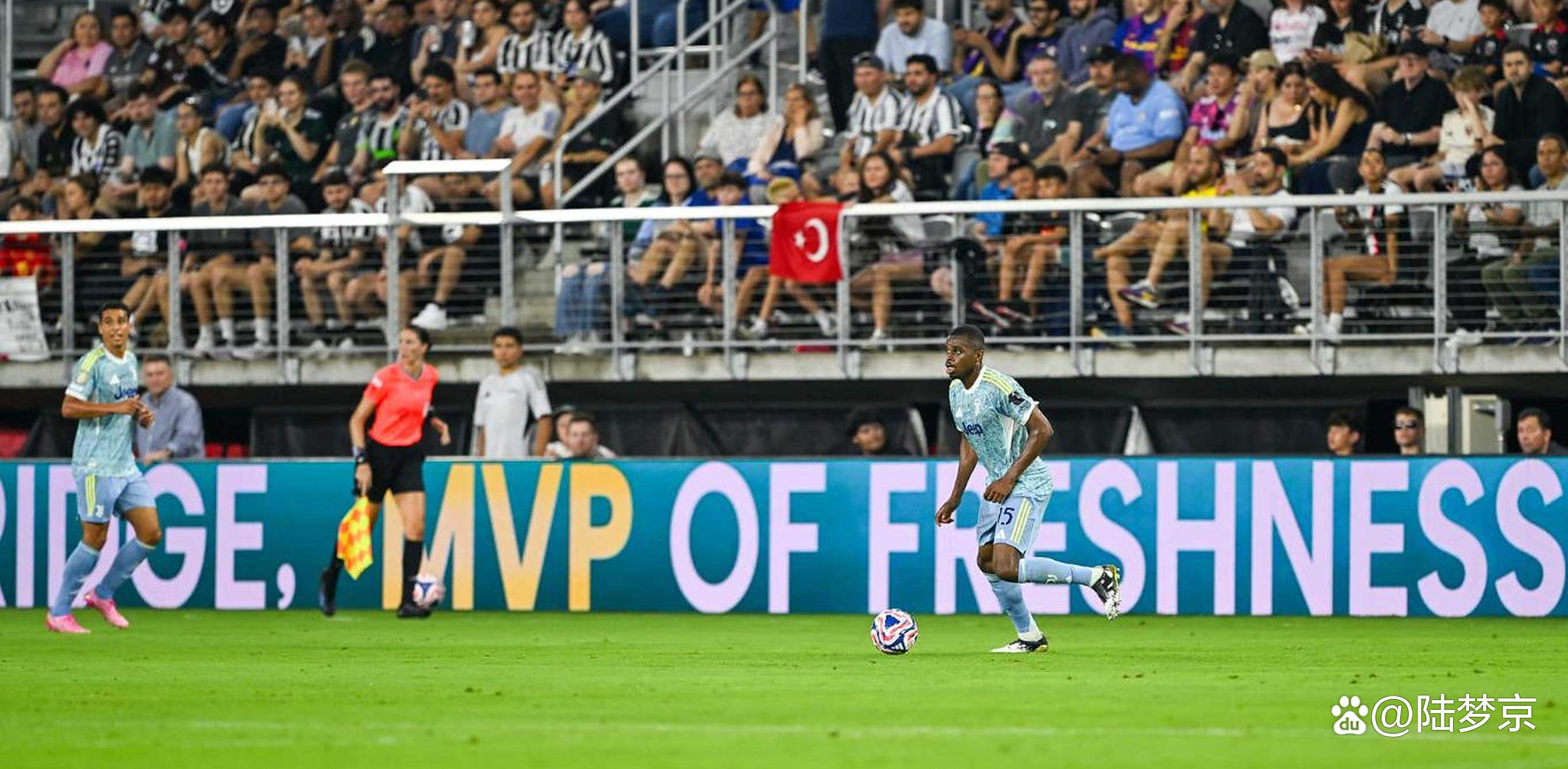 尤文图斯力克对手,获得关键比赛胜利 尤文图斯力克对手,获得关键比赛胜利