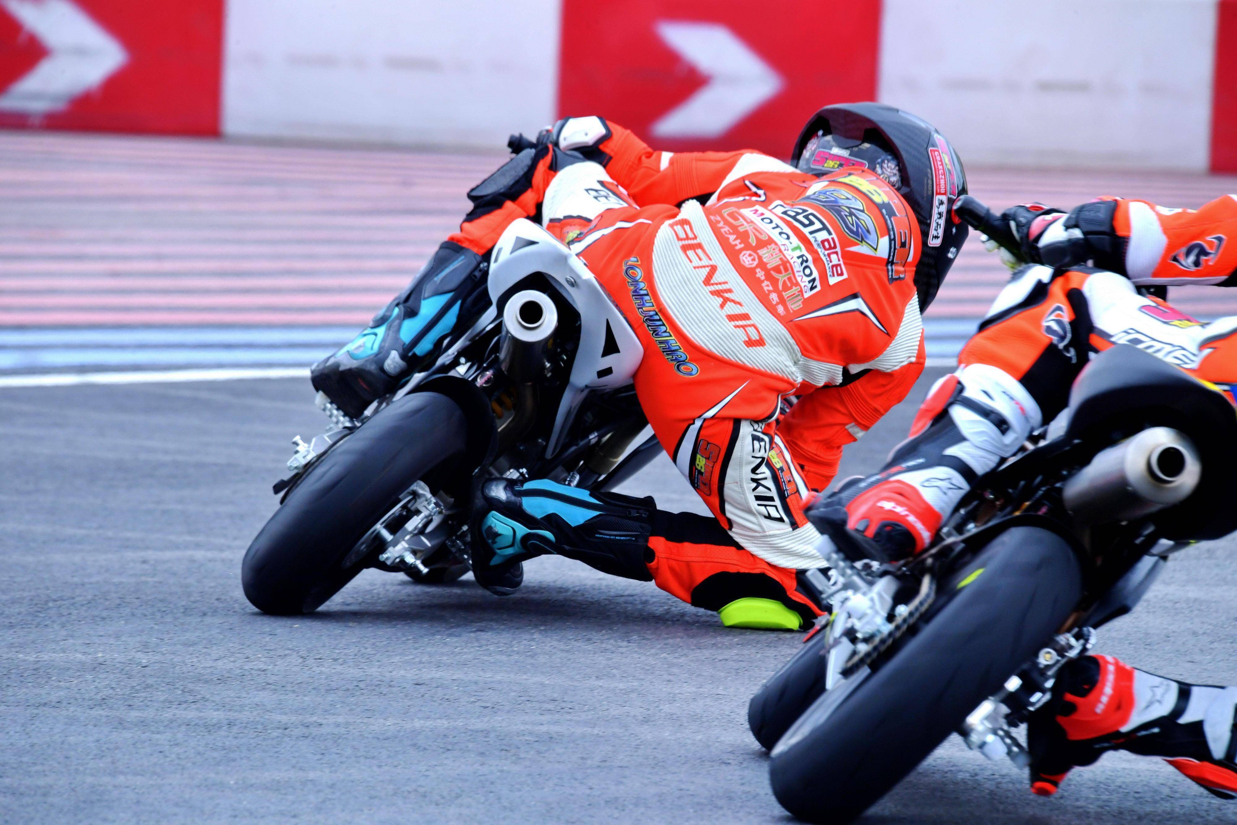 热门球队备战国际锦标赛,谁会胜出? 热门球队备战国际锦标赛,谁会胜出?