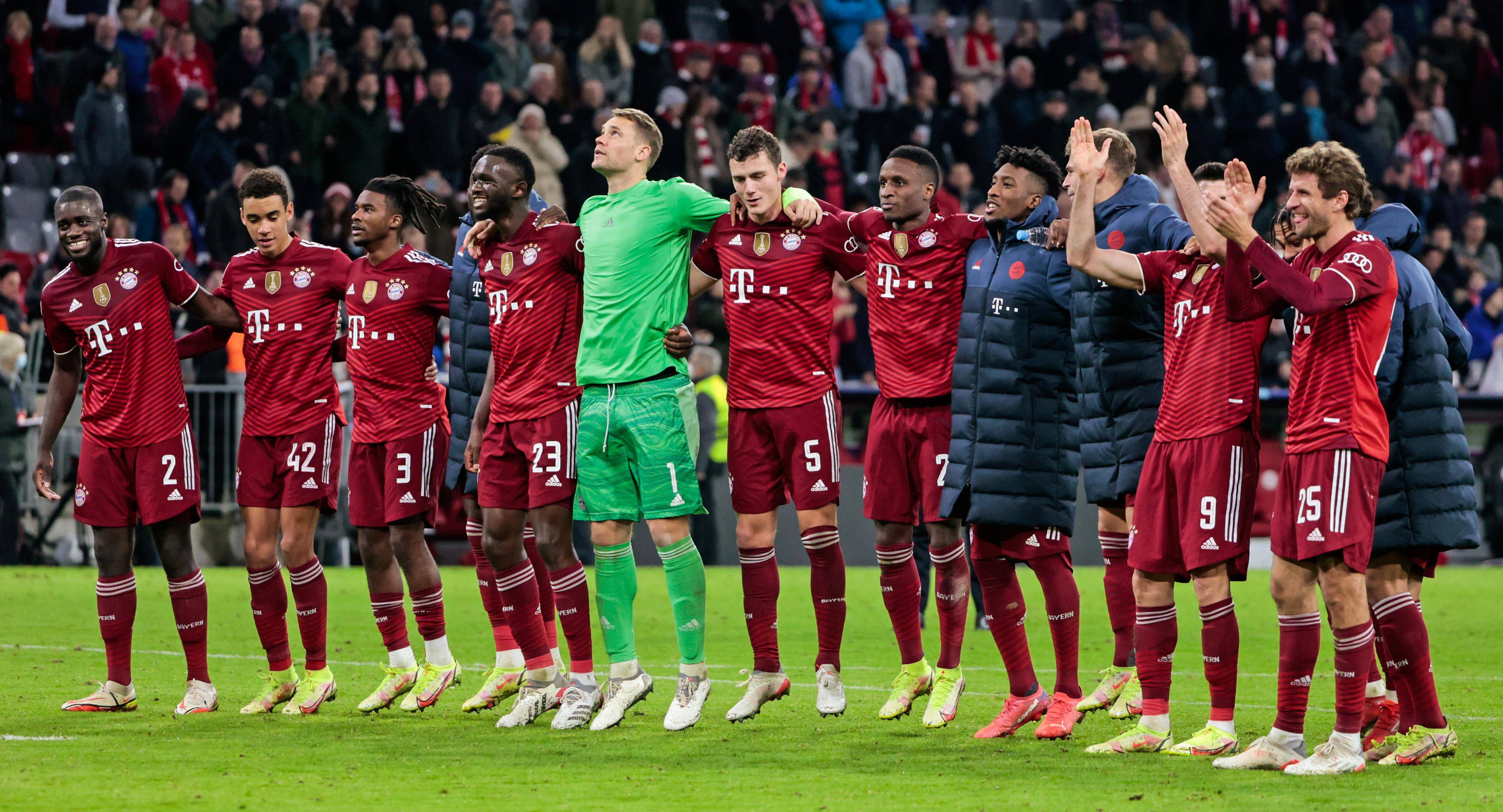 拜仁慕尼黑球员在比赛中展示了他们的火热状态的简单介绍