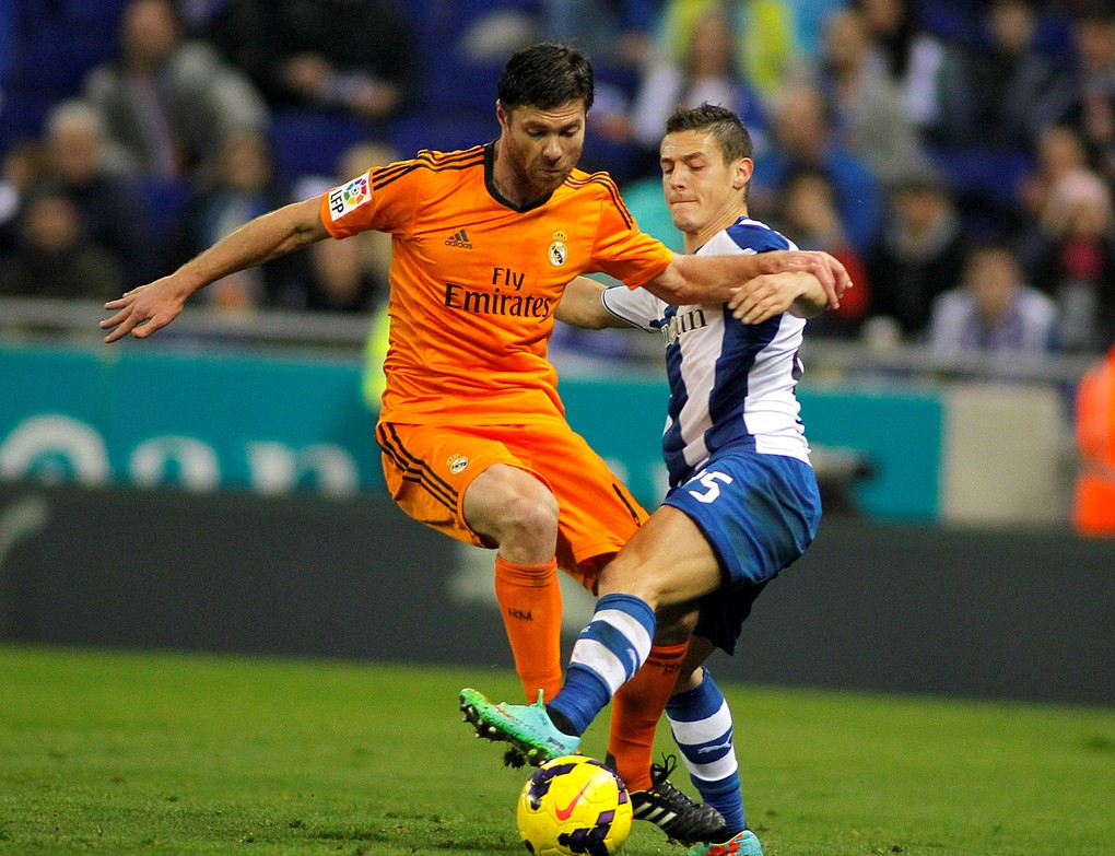 莱加内斯双杀对手,领跑法国联赛的简单介绍 莱加内斯双杀对手,领跑法国联赛的简单介绍