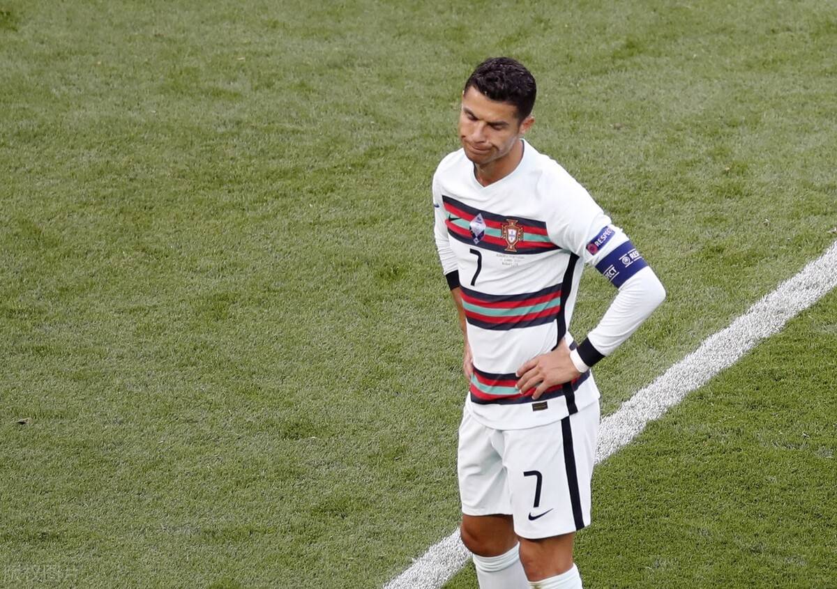 伊朗球队高歌猛进,叱咤赛场 伊朗球队高歌猛进,叱咤赛场