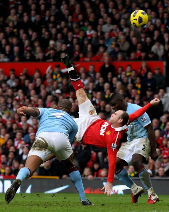 雷丁客场大胜塞维利亚,实现逆袭 雷丁客场大胜塞维利亚,实现逆袭