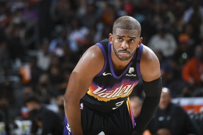 克里斯多夫-奥贝克帕表现不佳遭球迷质疑 克里斯多夫-奥贝克帕表现不佳遭球迷质疑