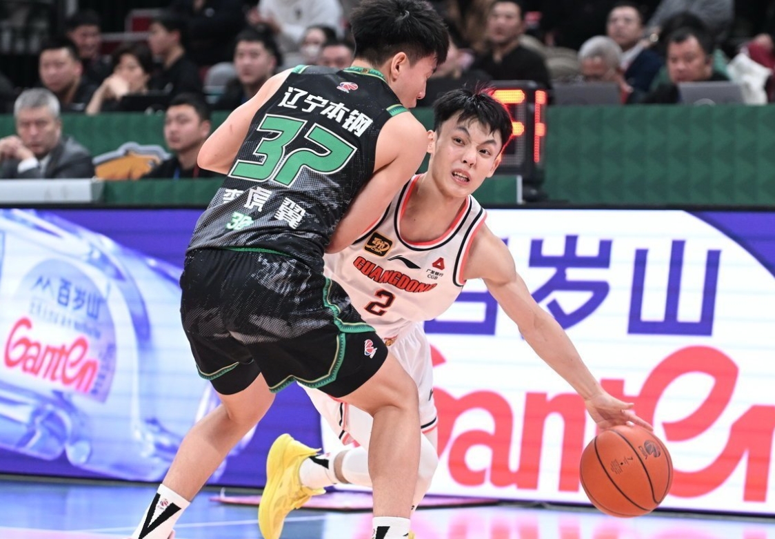 广东队在比赛中以高水平表现获胜