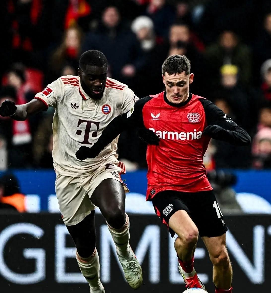 包含沃尔夫斯堡豪取联赛积分雄心冲击德甲颠覆的词条