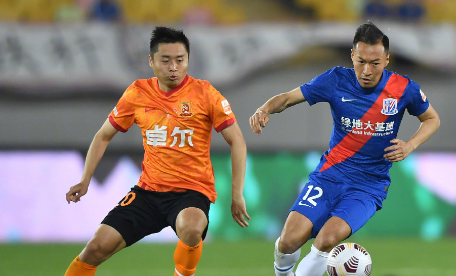 包含因饱受批评，上海对手瞄准翻盘机会的词条