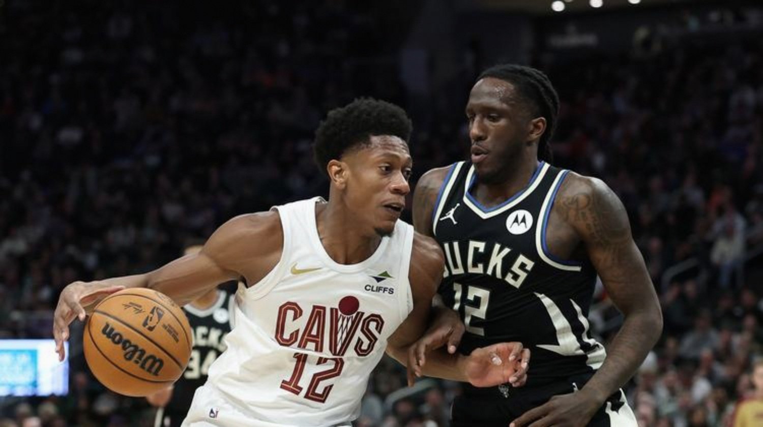 包含开拓者主场击败森林狼，拉塞尔表现出色却未能率队取胜的词条