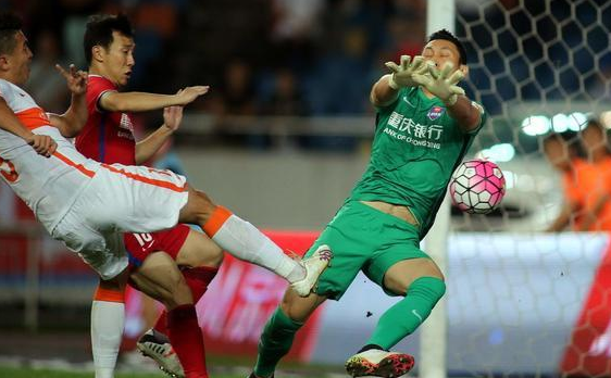 重庆力帆迎战鲁能，胜者晋级