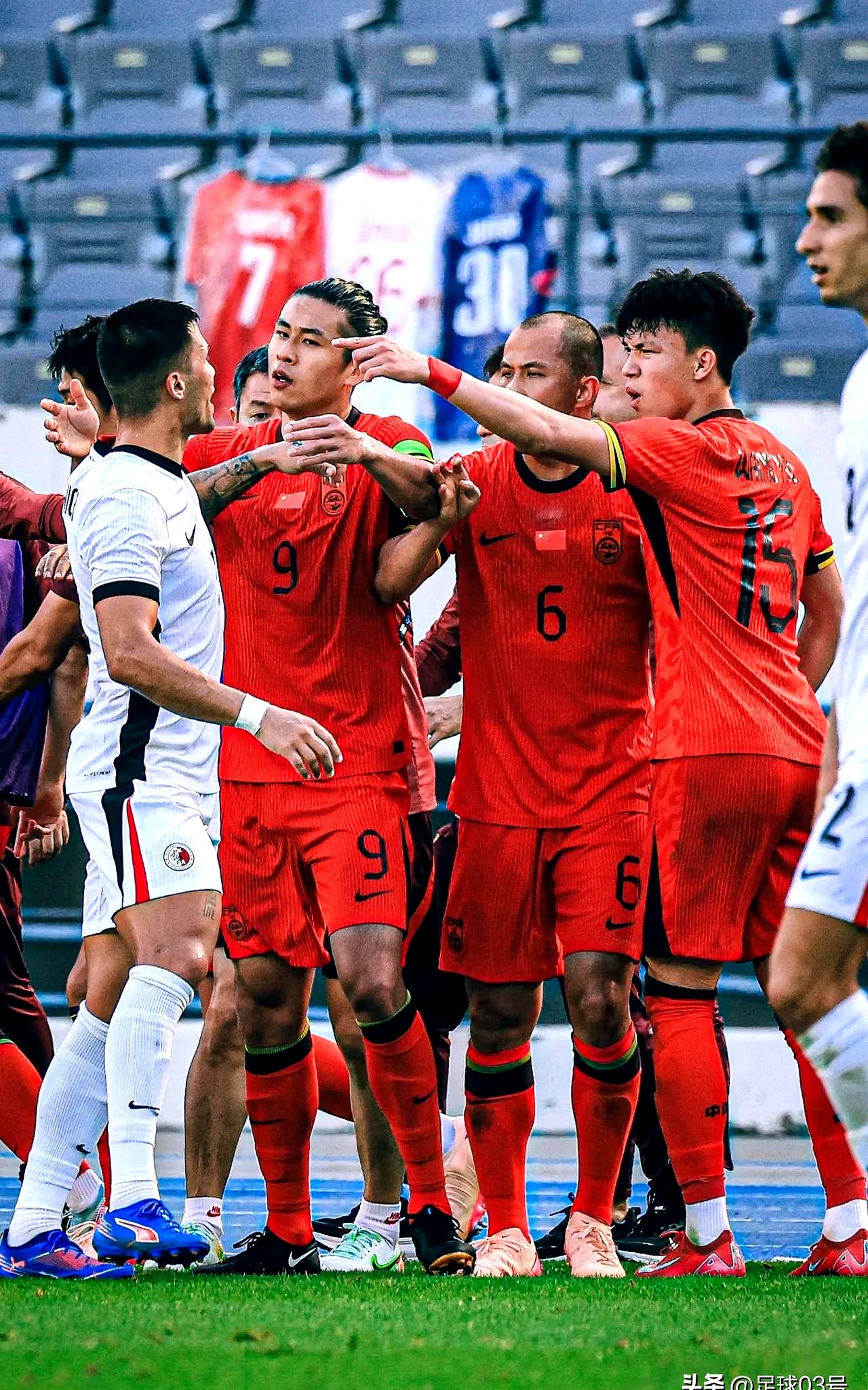 国安客场挑战上港力争下一座高峰的简单介绍