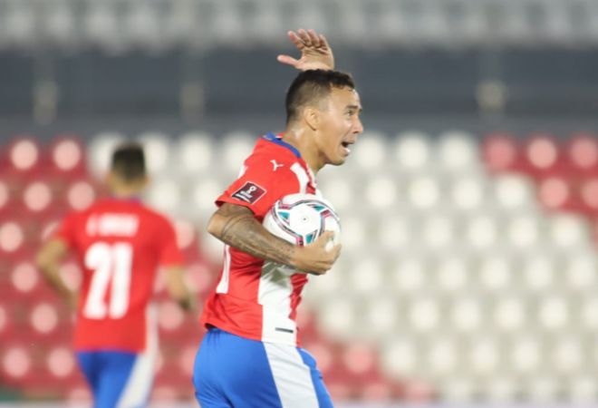 包含马赛客场惨负尼斯，积分榜下滑的词条