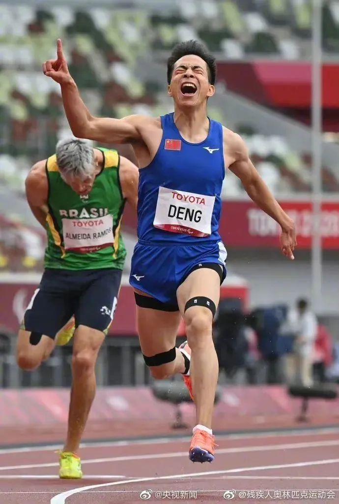 运动员们用拼搏诠释奋斗精神，斗志昂扬的简单介绍