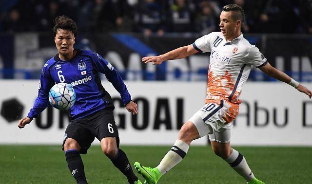 整体防守牢固，攻击手段多变应对灵活